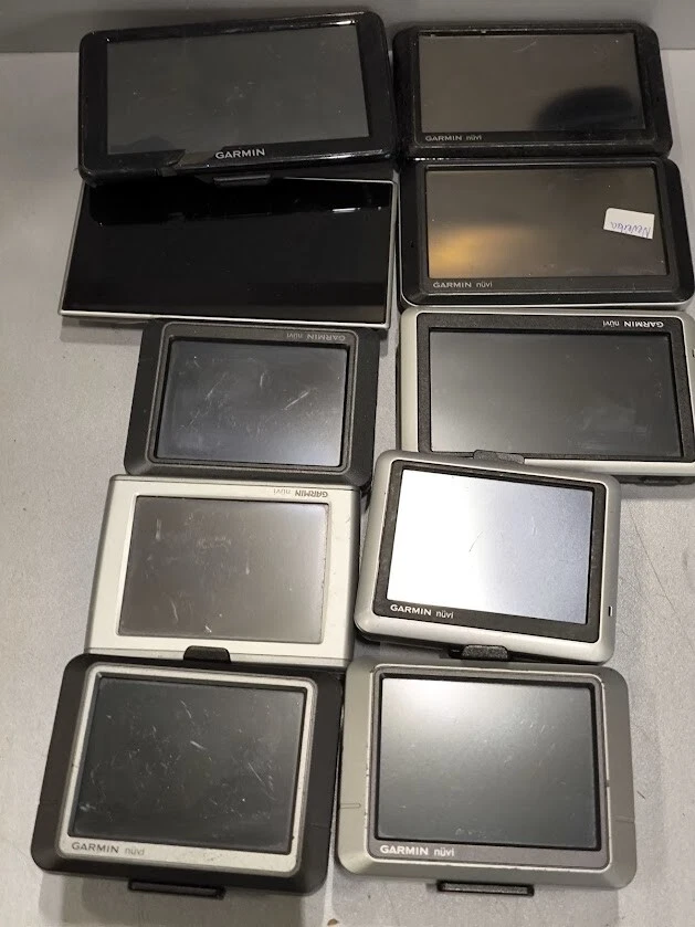 Set Mit 10 Garmin GPS Stück - Nicht Aktiv, Zerkratzt, Nein Zubehör - Bild 2 von 4