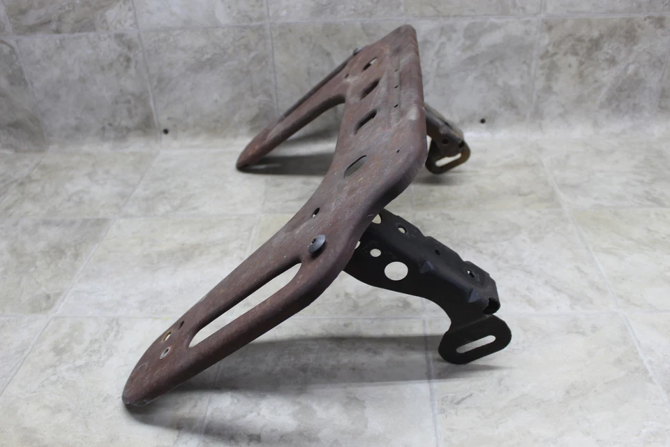 Polaris Sportsman 500 700 2002 OEM soporte de montaje en rack portador delantero 1013461-067 Foto 4 de 4