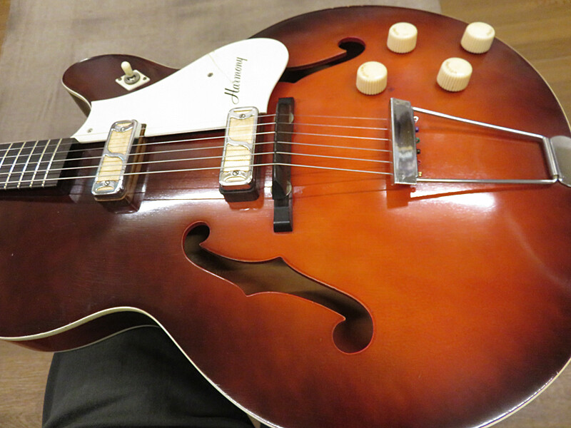 ギター Harmony Rocket H54 1960s s-l1200.jpg