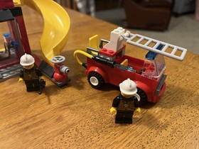 LEGO Juniors Fire Emergency 10671 Complete Set w/ Firefighters & Manual/preowned