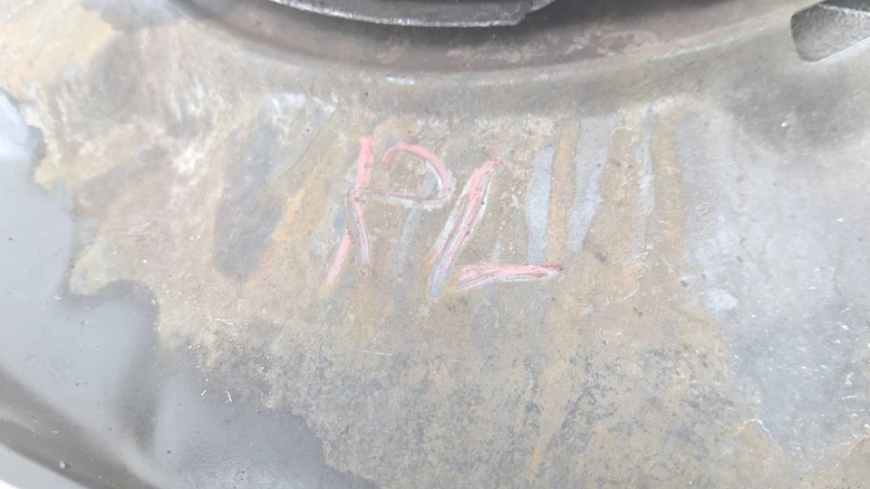 BMW 320I XDRIVE 2013-2018 eje trasero izquierdo nudillo rueda buje OEM Foto 4 de 4