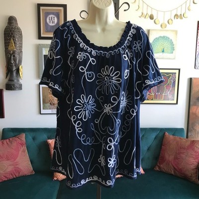CJ BANKS 1X / 2X Navy Blue Metallic Soutache Embroidered Artsy Stretch Knit Top