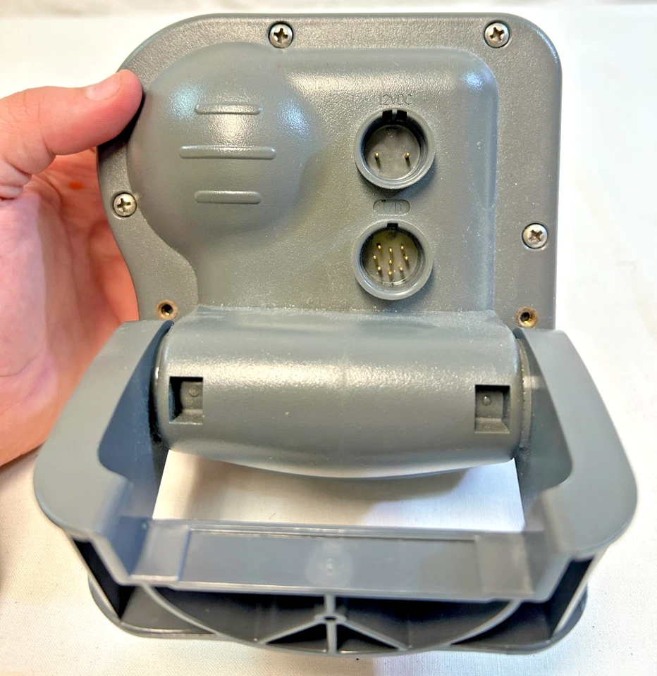 Unidad principal buscador de peces RAYTHEON L265 de colección solo sin probar Foto 3 de 4