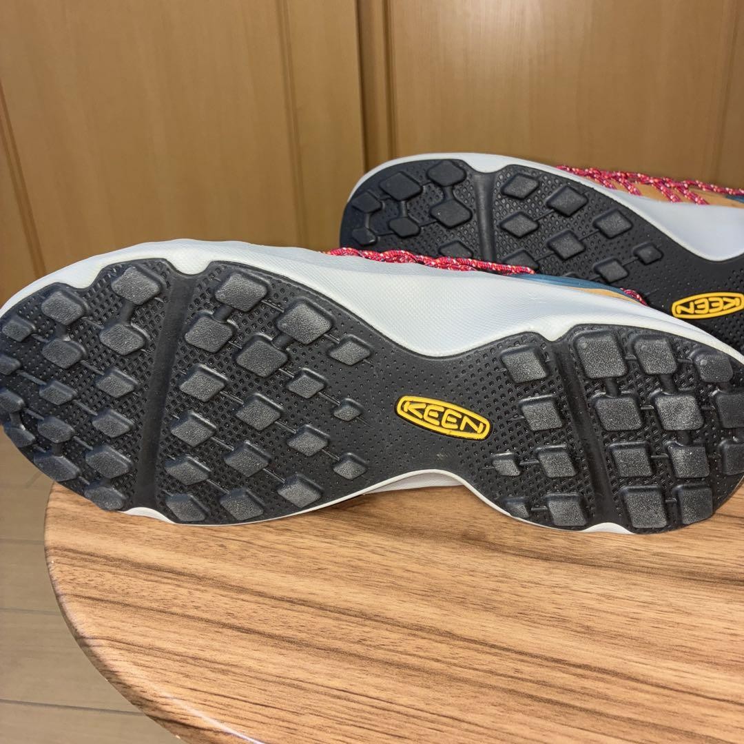 Sneakers KEEN uomo 9 5US 27 5 cm come nuove mai indossate scarpe casual