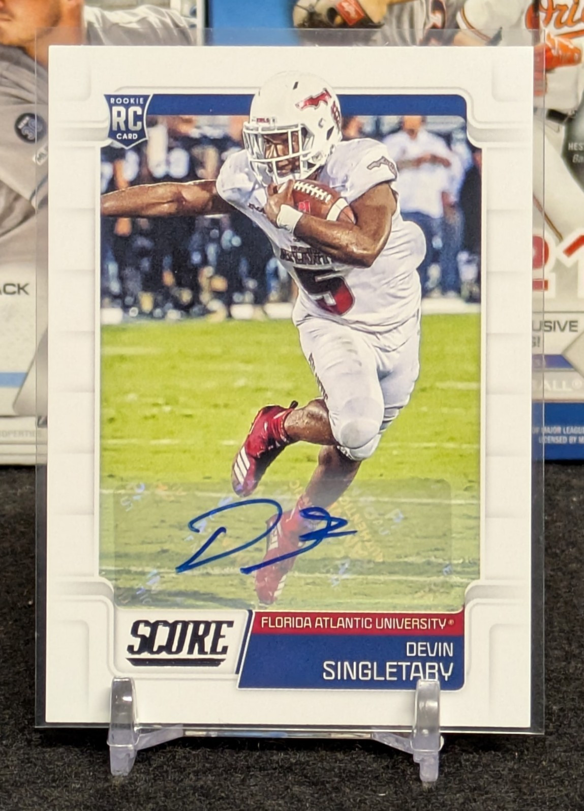2019 Panini Score Devin Singletary Rookie Auto #391 Bills FAU RC Signature
