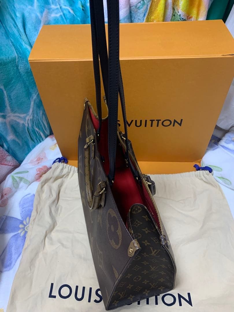LOUIS VUITTON OnTheGo MM Monogram Giant Hand Bag Brown M45321 image 7
