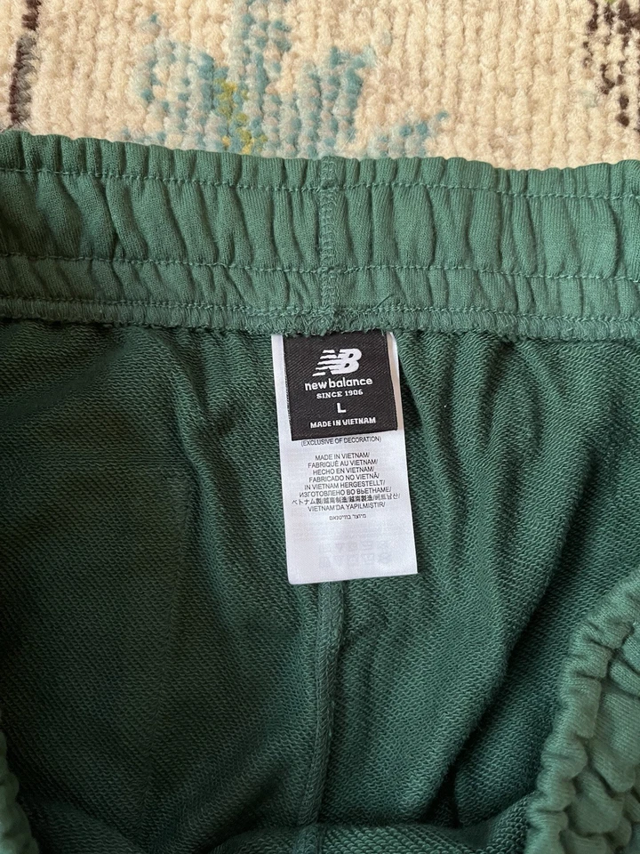 Pantalones deportivos New Balance de felpa francesa de algodón Forrest verde grandes Foto 4 de 4