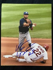 Yadiel Rivera Milwaukee Brewers Signed Auto Autographed 8x10 Photo