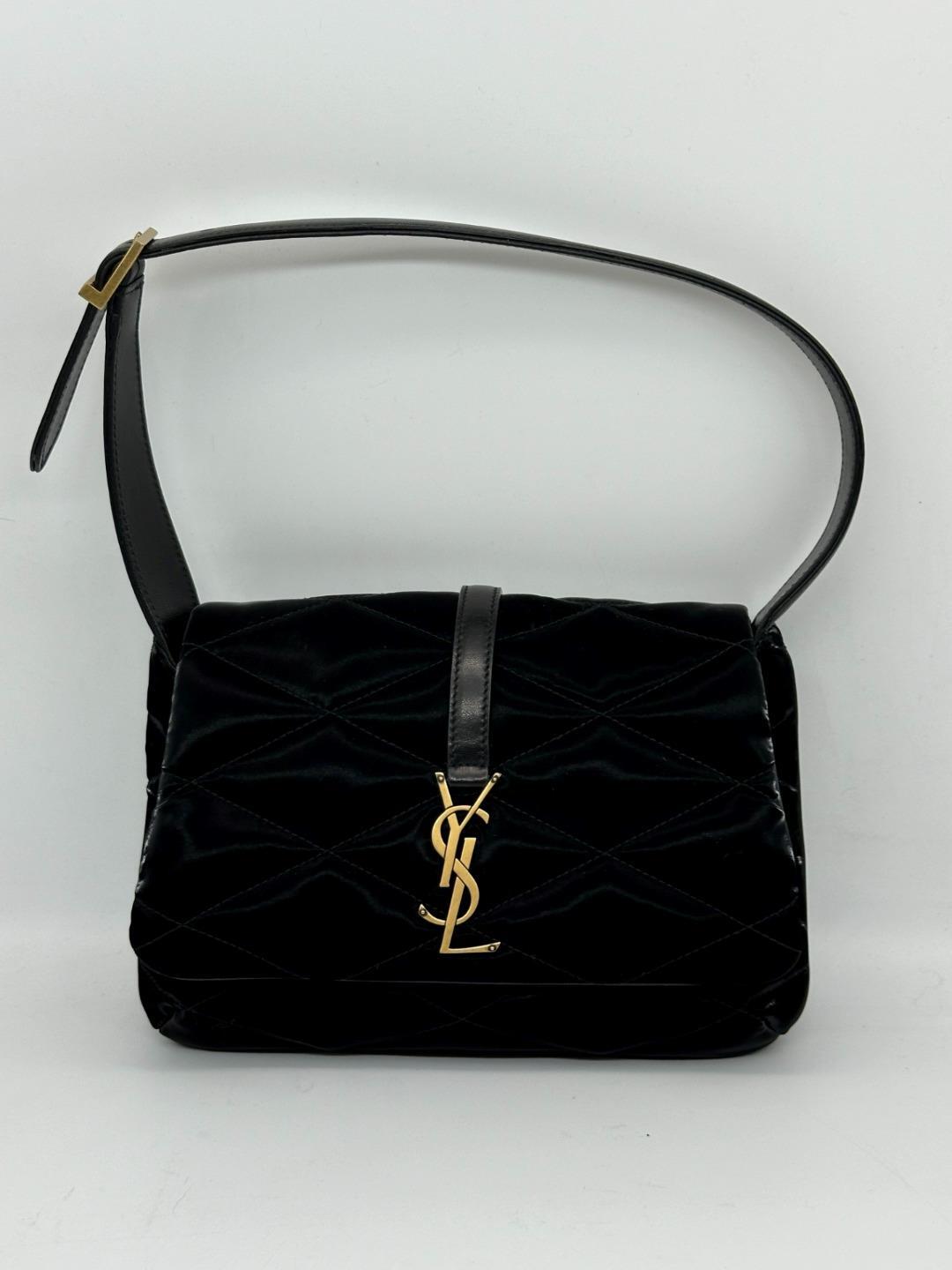 Borsa a tracolla Saint Laurent YSL Monogram LE 5 7 trapuntata diamante raso $2650