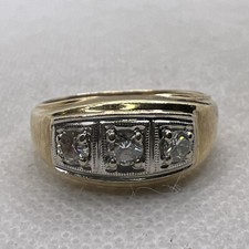 14K Two Tone Gold Three Stone 0.48CTW Diamond Men  s Band Ring 8gr. Size 10.25