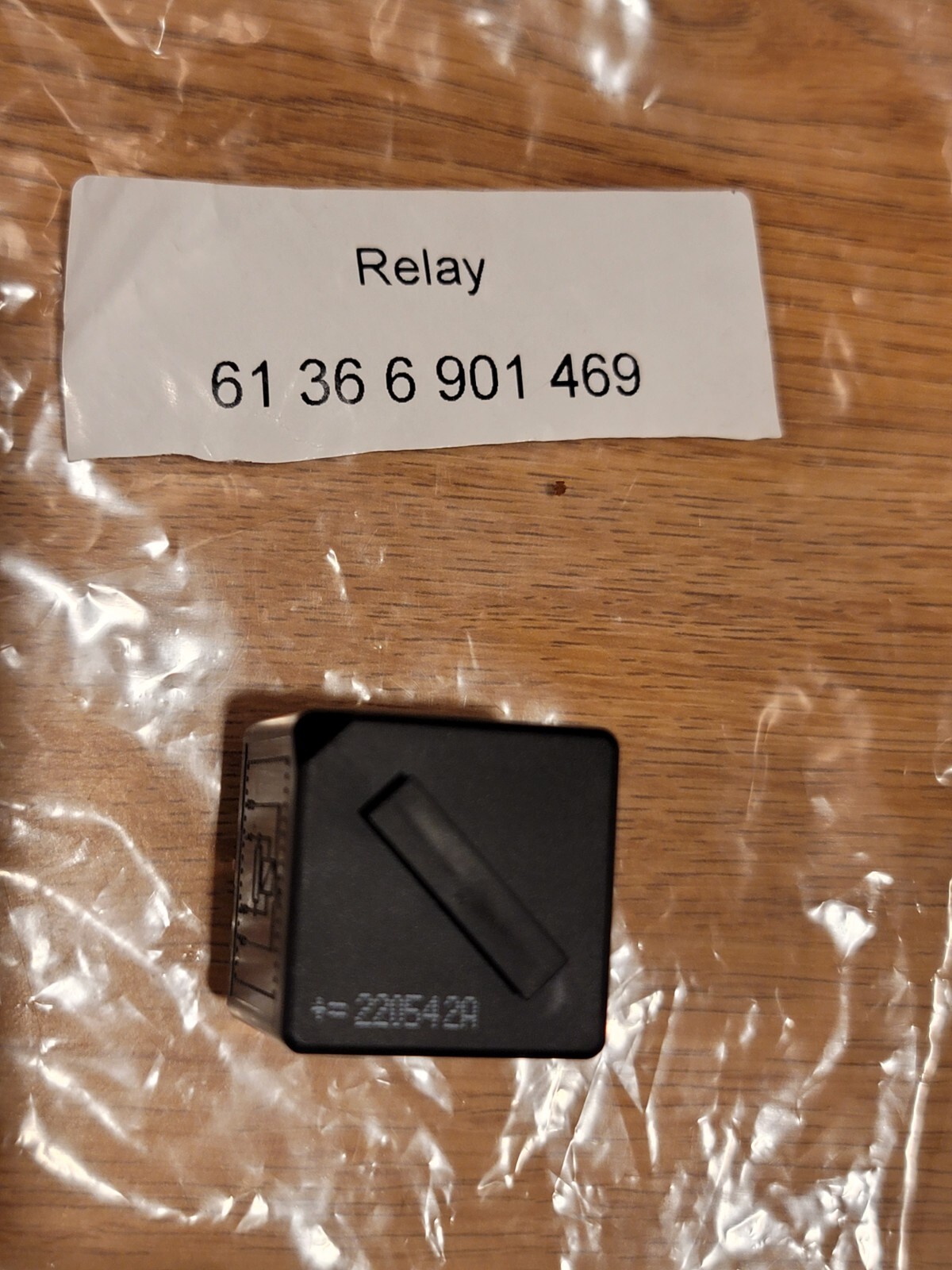 BMW+OEM+61+366+901+469+Tyco+V23136J6X48+E90+starter+relay+E39+E46+E53