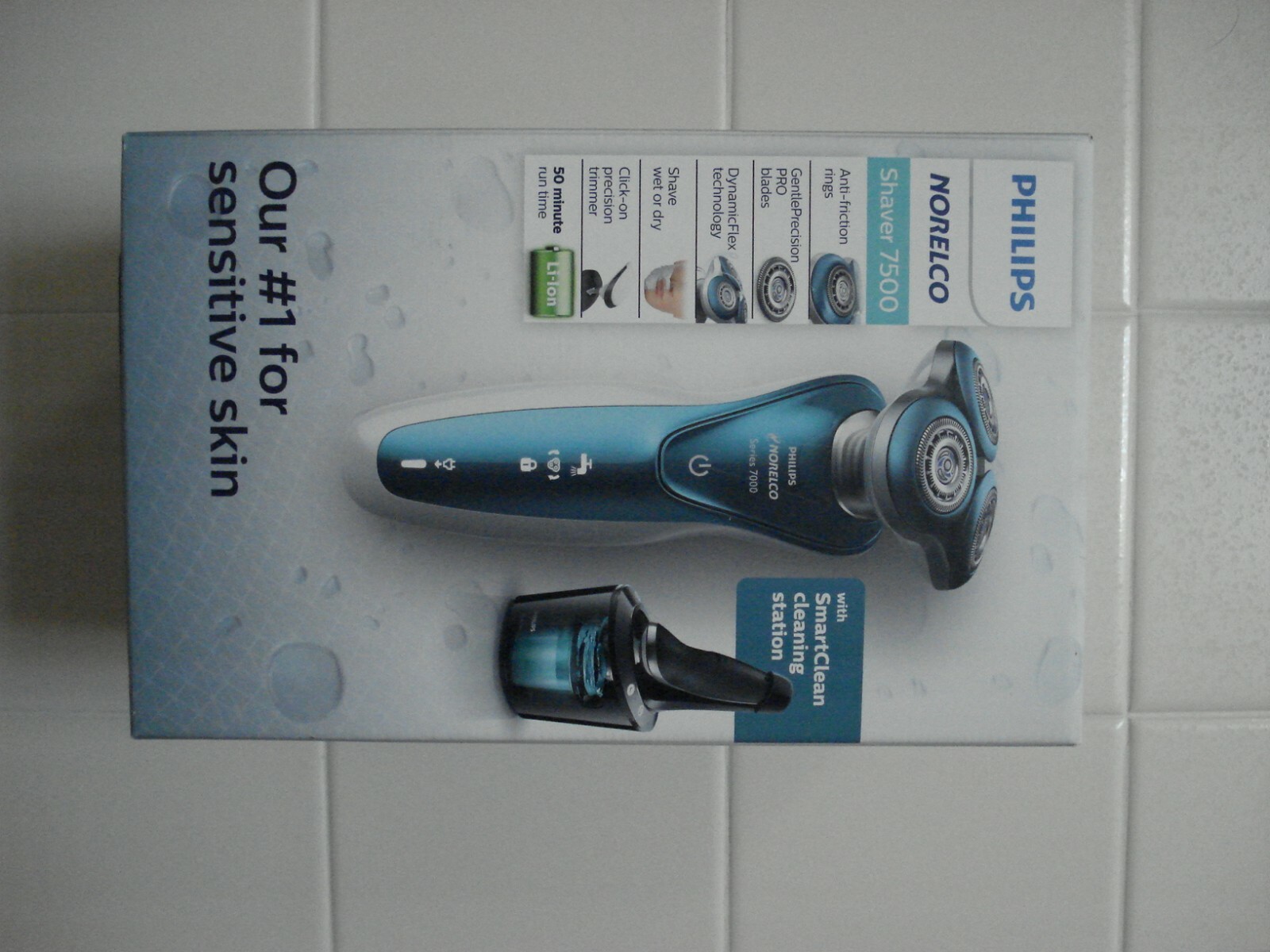 Philips Norelco 7500 Electric Shaver for Sensitive Skin Ocean Blue