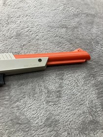 Nintendo NES Zapper Gun NES-005 Orange 1985 OEM Light Gun Duck Hunt Tested