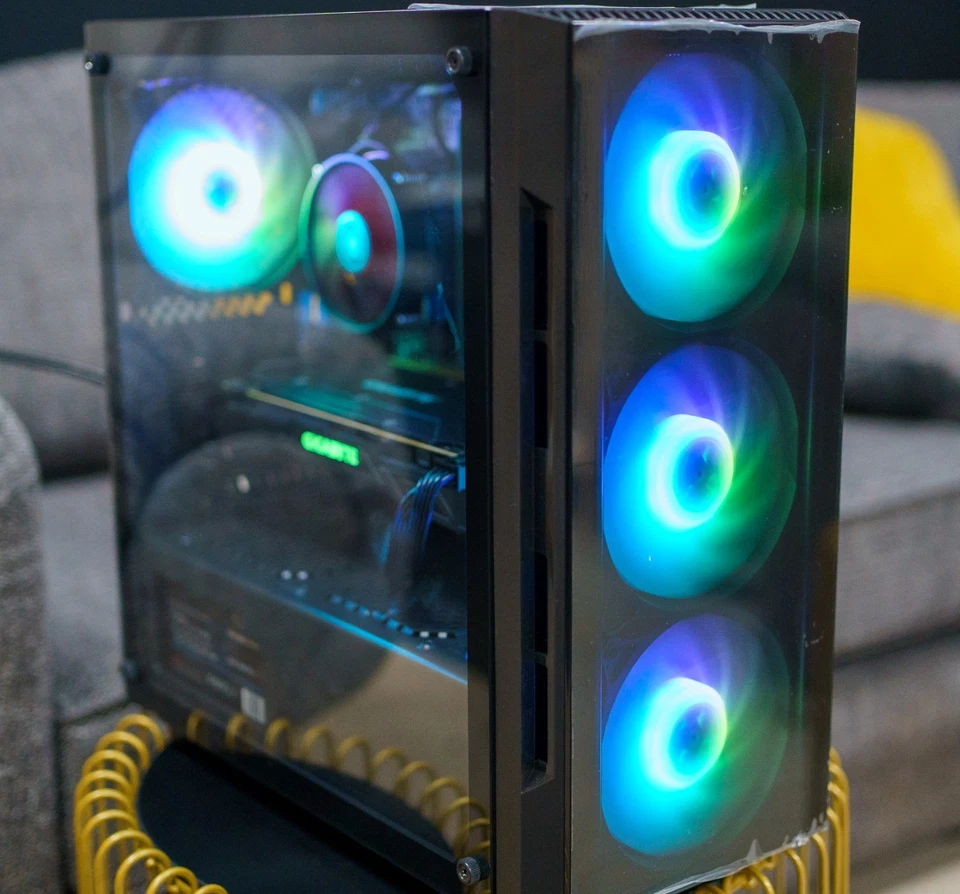 Core i7 RGB Gaming PC Computer - 32GB RAM / 2TB SSD / Nvidia RTX 3060 / Win 11 - Image 3 of 4