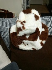 Women s Brown/White Faux Fur Animal Print Buc...