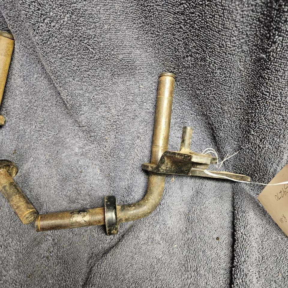 Craftsman Companion Wheel Spindles(LH & RH) - 12hp 38" Riding Mower 917.259270 - Image 2 of 4