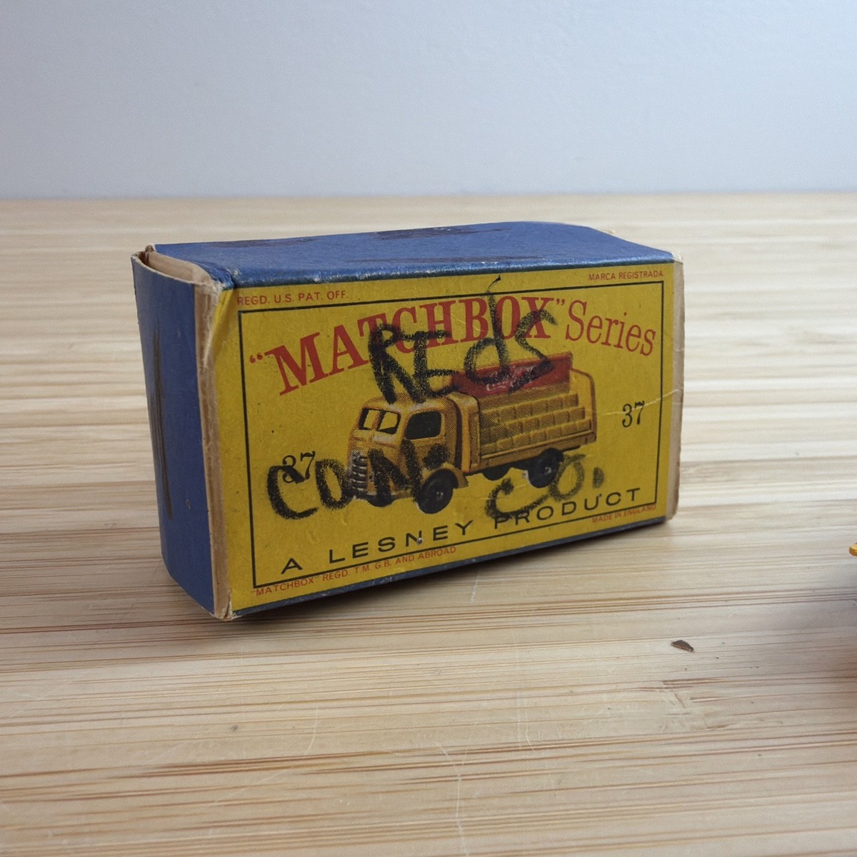 Vintage Lesney Matchbox 37 Coca-Cola Lorry Toy Car w/ Original Box