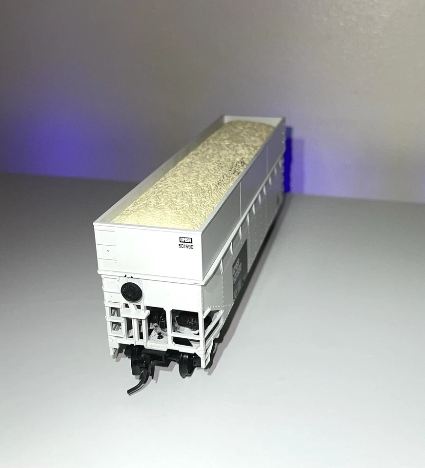 Bowser HO 70-Ton Offset Wood Chip Hopper w/Smooth-Side Extensions- GMSR - Image 4 of 4