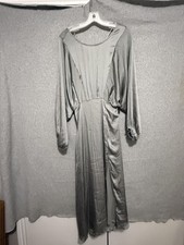 ASTR The Label Dress Womens M Green Satin Pleated Dolman Long Sleeve Maxi Formal