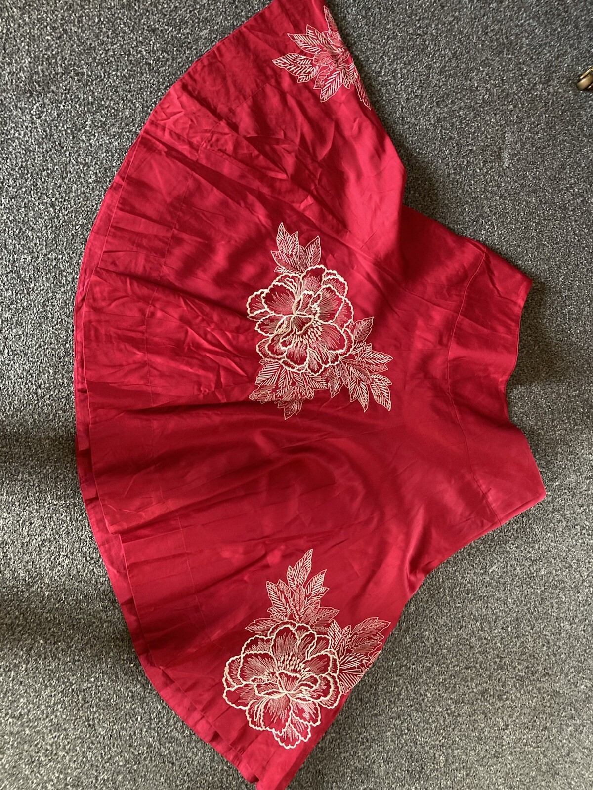 Picture 1 of 6