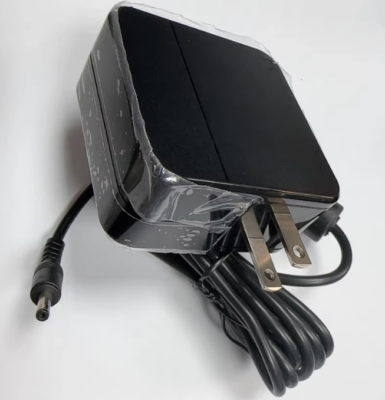 JHD-AP045J-120300-AF AC Adapter For Intel N95 Notebook 12V 3A 3.5