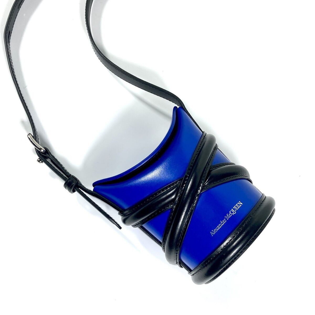 NEW Alexander McQueen Mini The Curve Leather Crossbody Bag NEW Alexander McQueen Mini The Curve Leather Crossbody Bag