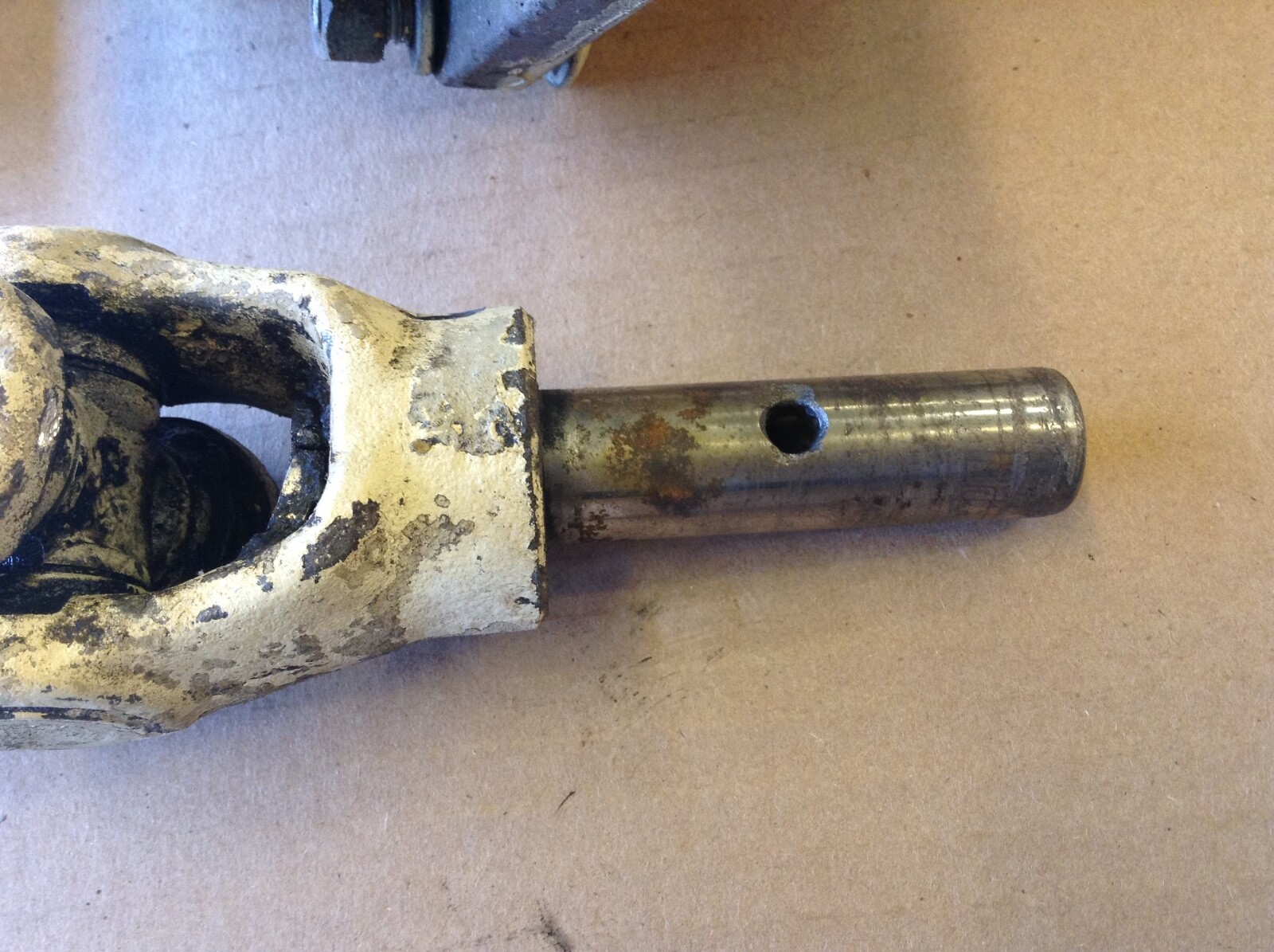 IH Cub Cadet snow thrower driveshaft & gear box parts. QA42 QA36 eBay