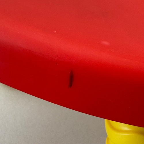 Crayola Crayons Kids Child Stool 10.25” Red & Yellow Hard Plastic Small GUC - Picture 14 of 14
