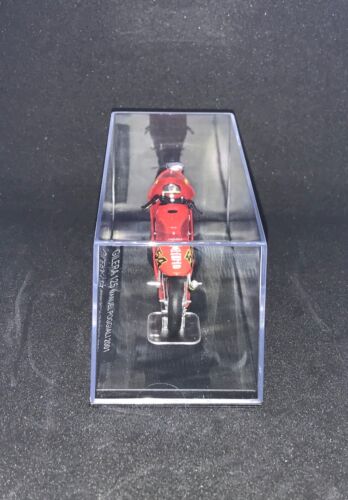 1/24 Manuel Poggiali GILERA 125, 2001 - Picture 2 of 3