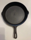 1900-1930's Single Notch Lodge no. 8 Cast Iron Skillet VTG