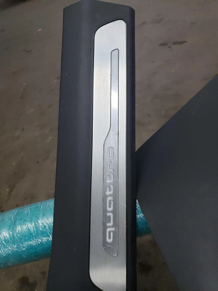 17 AUDI A8 placa de soleira de porta dianteira e traseira Quattro iluminada - Imagem 3 de 4