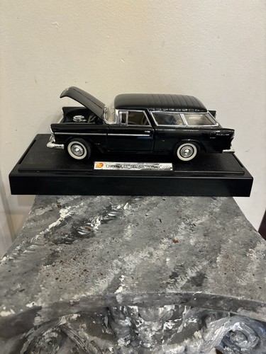 1955 Chevrolet Nomad 1:24 Scale - 第 2/9 張圖片