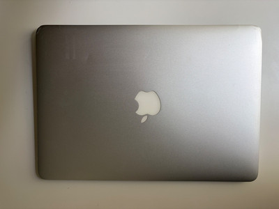 Apple MacBook Air (13,3 Zoll) Laptop - Juni, 2013