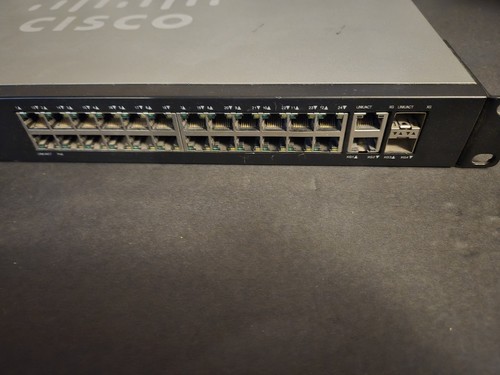 Cisco SG250X-24P-K9 V02 24-Port Gigabit PoE w/ 4-Port 10-Gigabit Smart Switch - Afbeelding 4 van 6