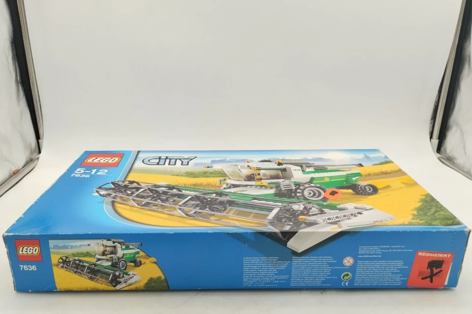 LEGO 7636 Combine Harvester NEW SEALED MISB RARE City Town Bauernhof Mähdrescher - Bild 4 von 4