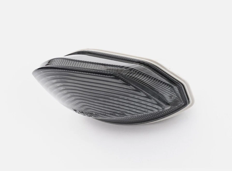 Suzuki GSXR1000 2007-2008 Topzone TZS-222-SQL-S LED Sequential Tail Light - Image 2 of 4