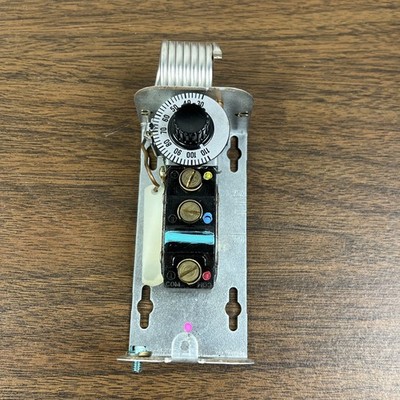 Johnson Controls A19BAF-1C Space Thermostat 68-84°F SPDT Style 3 | HVAC