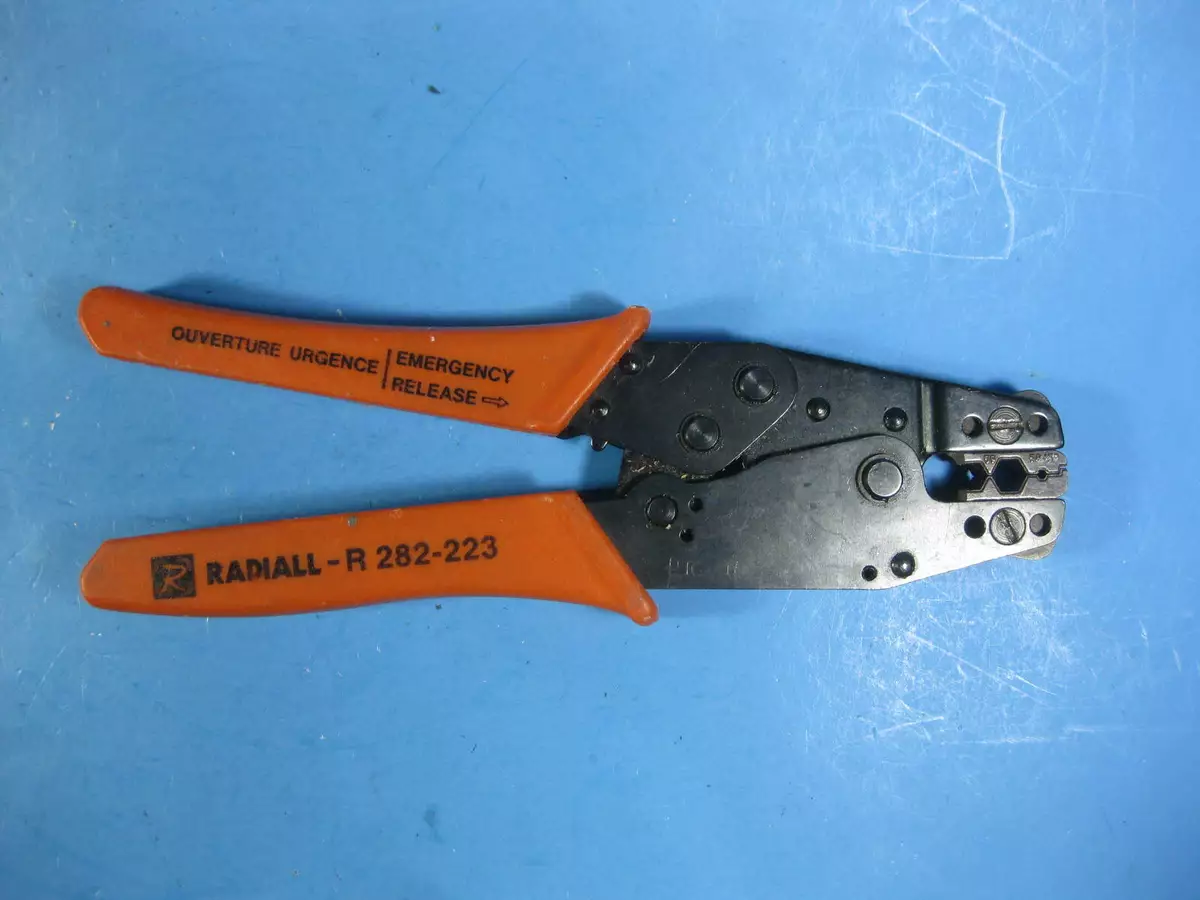 Radiall Crimping Tool BNC TNC Hex R282.223.000 R282223000