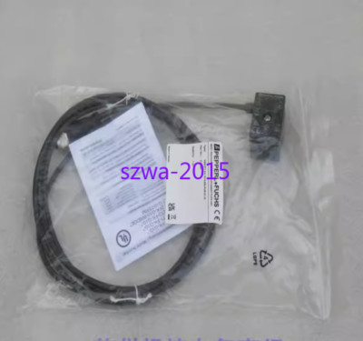 1pcs New P+F junction box VAZ-2T1-FK-G10-2M-PUR-V1-G 216037