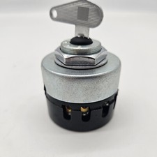 Zündschloß Zündlichtschalter IFA W50 ZT Traktor Schlepper Metall mit Schlüssel