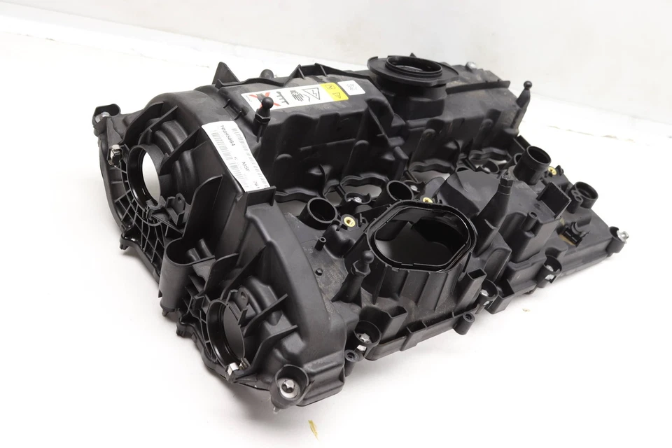 2019-2023 BMW Z4 2.0L - Engine Valve / Cylinder HEAD Cover 8691778 - Image 3 of 4