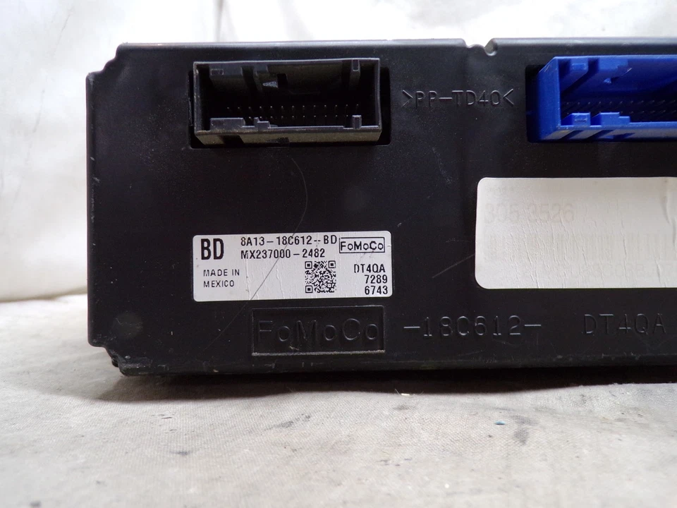 08 09 10 Lincoln MKX AC/calentador Climatizador Control 8A13-18C612-BD UGS27 Foto 2 de 4