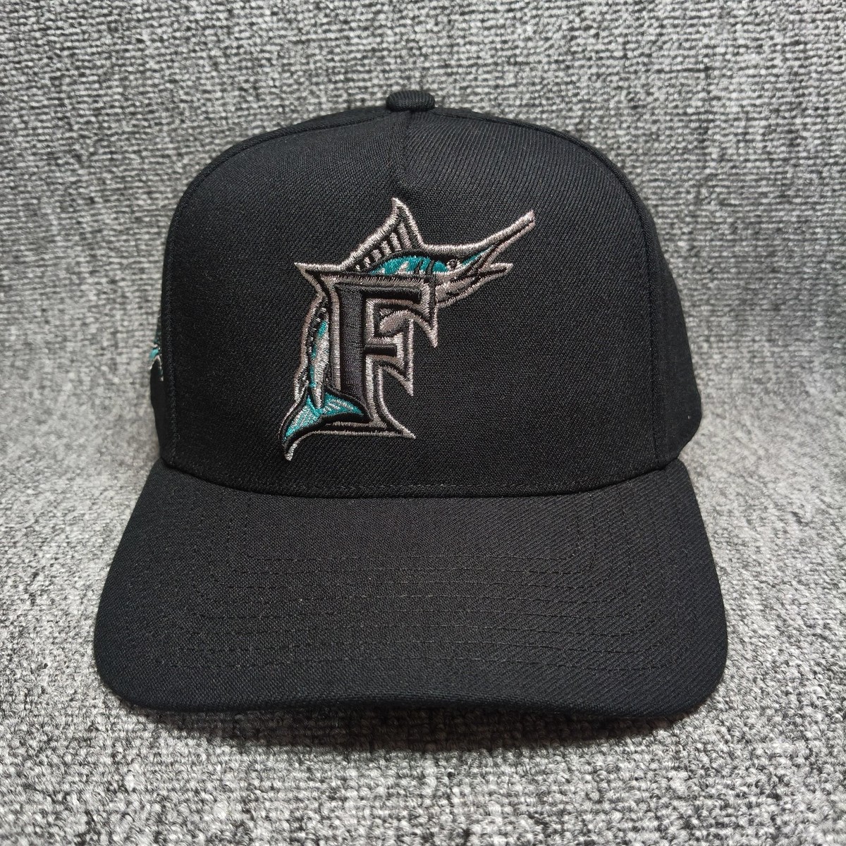 Mitchell & Ness Florida Marlins MLB Old Logo Black Snapback Hat Cap