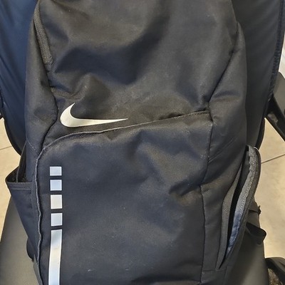 Nike Elite Black Backpack 30L 3-Pocket Zip Polyester Logo Adjustable Strap