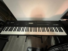 Alesis QS8.1 88-Key Synthesizer with Weighted...