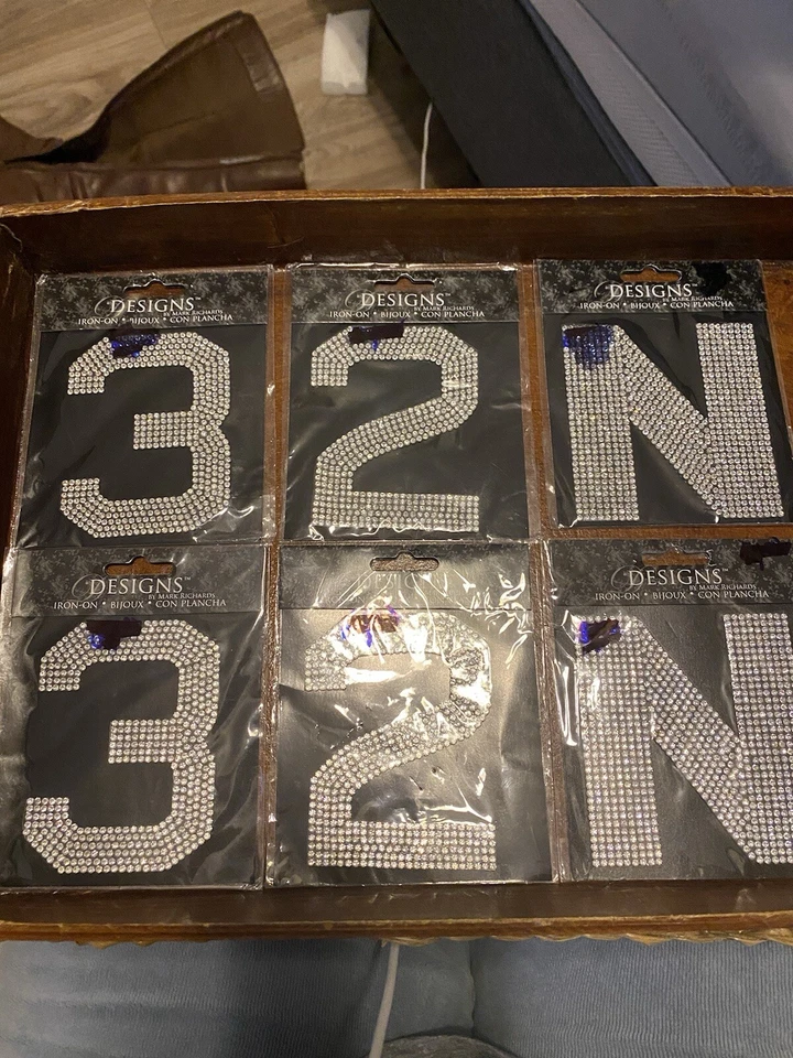Lot Of 31 Designs TM Mark Richards Rhinestone Letters&Numbers Iron On 3x3.25 - Изображение 2 из 4