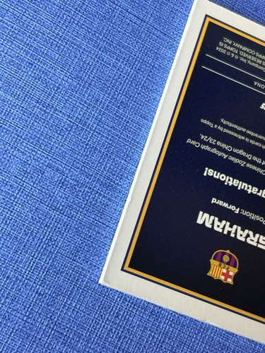 2024 Topps Barcelona Dragón Graham Hansen Autógrafo Oro 12/50 Noruega - Imagen 3 de 3
