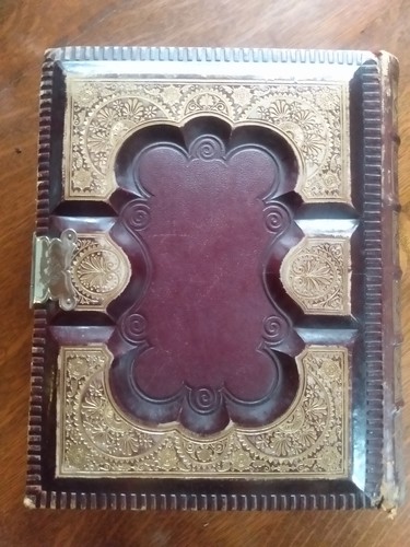 Holy Bible - Holman's Edition - 1886 - Picture 16 of 19