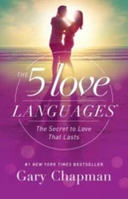 The 5 Love Languages: The Secret to Love that Lasts - Paperback - GOOD