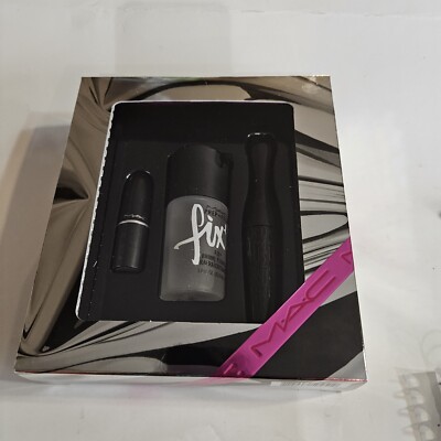 NIOB MAC Shiny Pretty Things All Star Kit Ruby Woo - Primer - Mascara - Lipstick